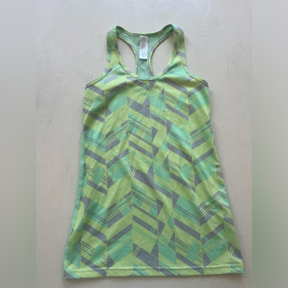 IVIVVA BY LULULEMON tank top girls size 12